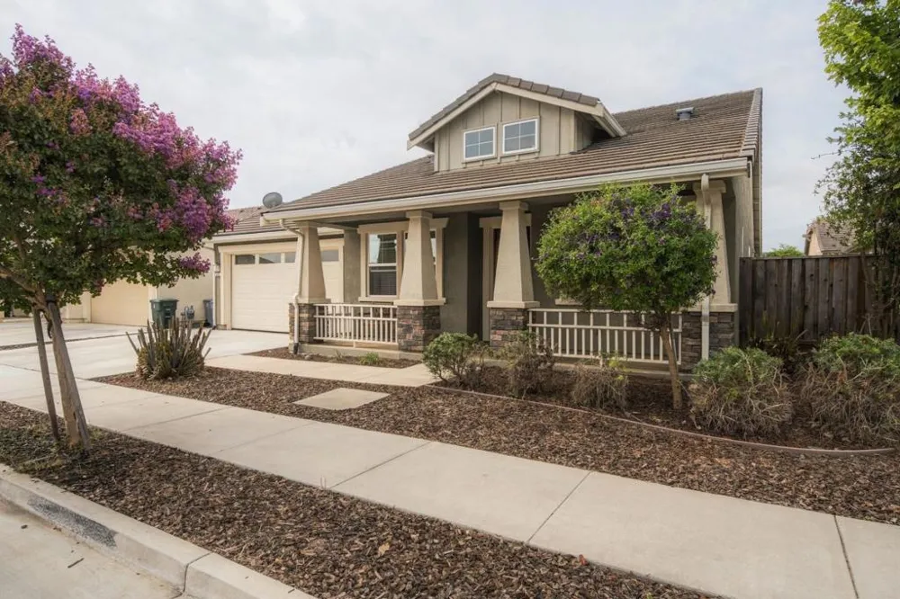 1225 Steinbeck Drive Hollister, CA 95023