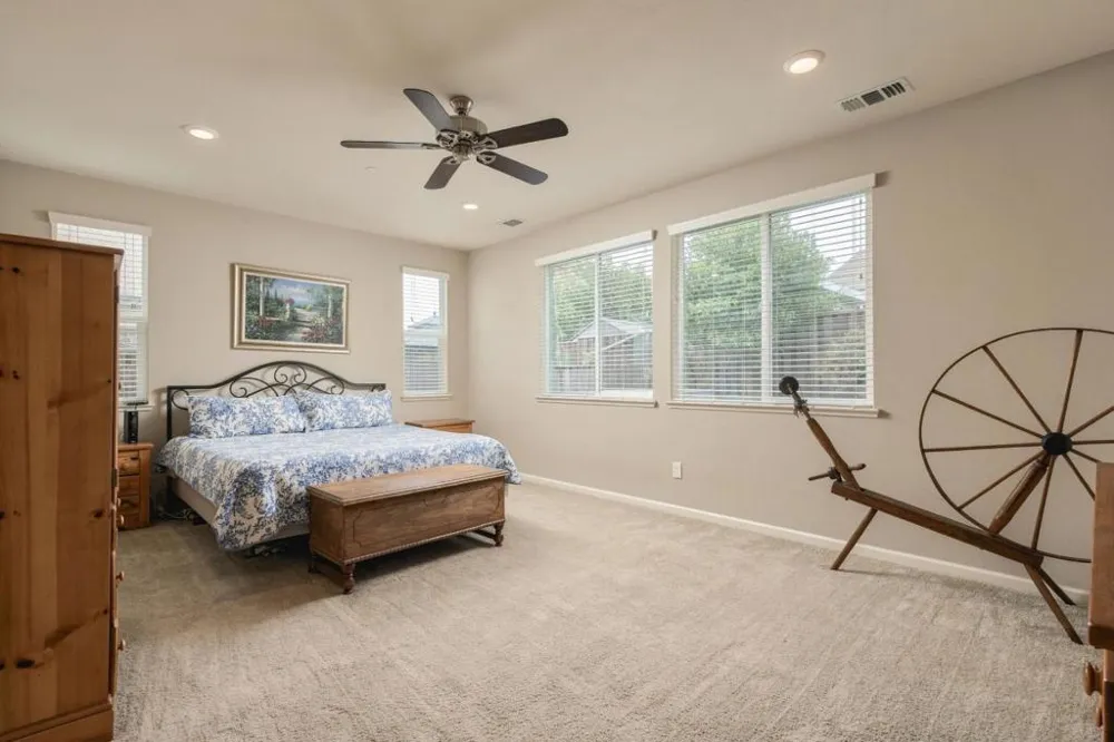 1225 Steinbeck Drive Hollister, CA 95023
