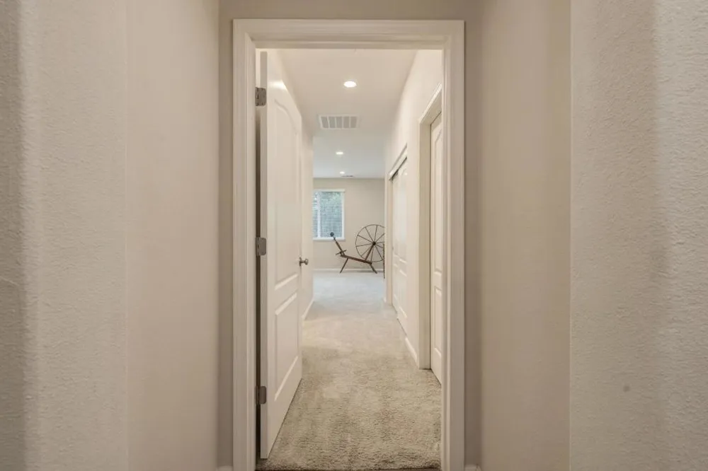 1225 Steinbeck Drive Hollister, CA 95023