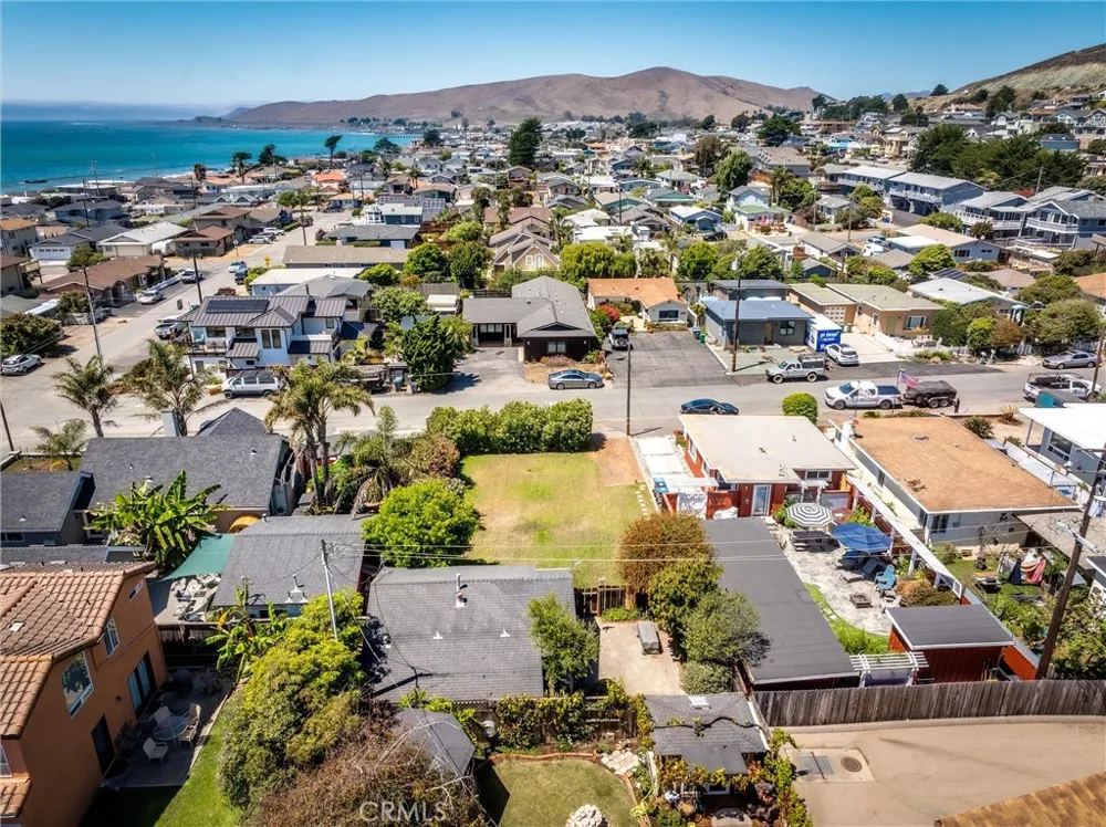 62 12th Street Cayucos, CA 93430