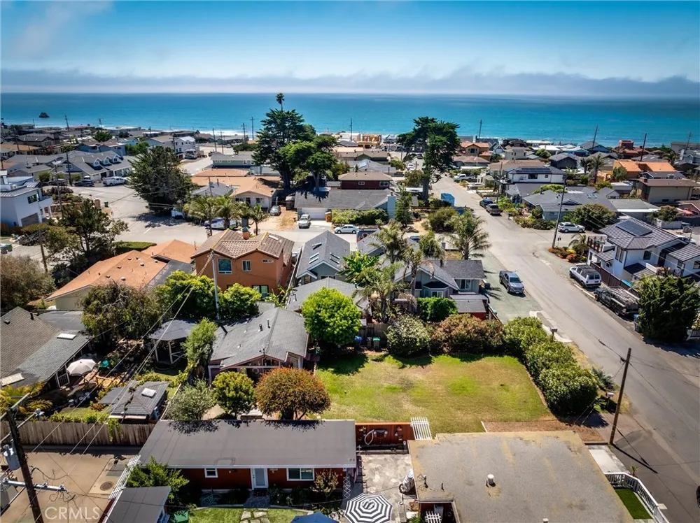 62 12th Street Cayucos, CA 93430