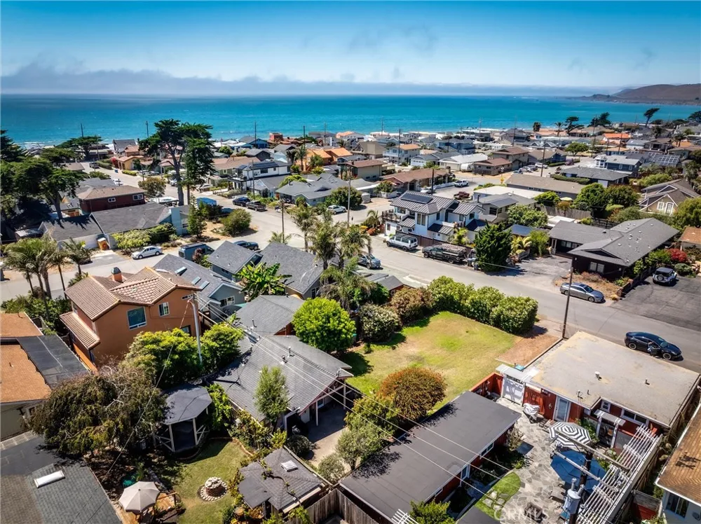 62 12th Street Cayucos, CA 93430