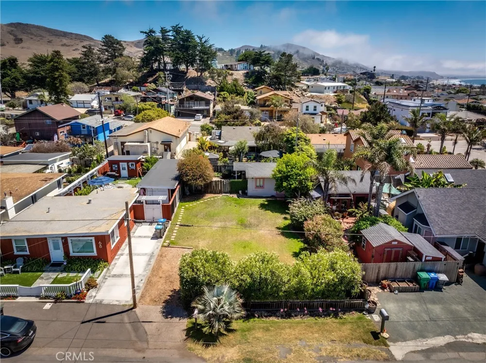 62 12th Street Cayucos, CA 93430