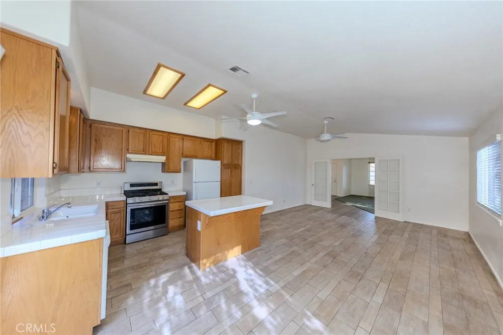 17671 Electra Drive Victorville, CA 92395