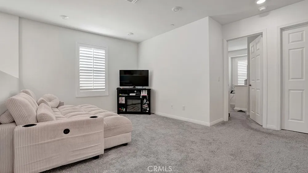 3985 E Huntington Ontario, CA 91761
