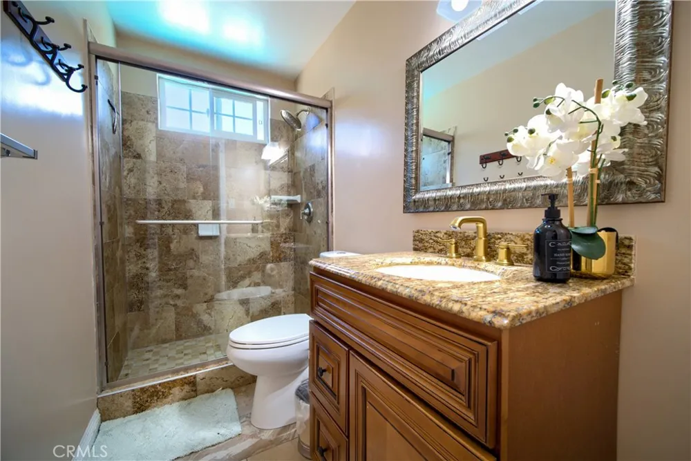 21509 Ronan Carson, CA 90745