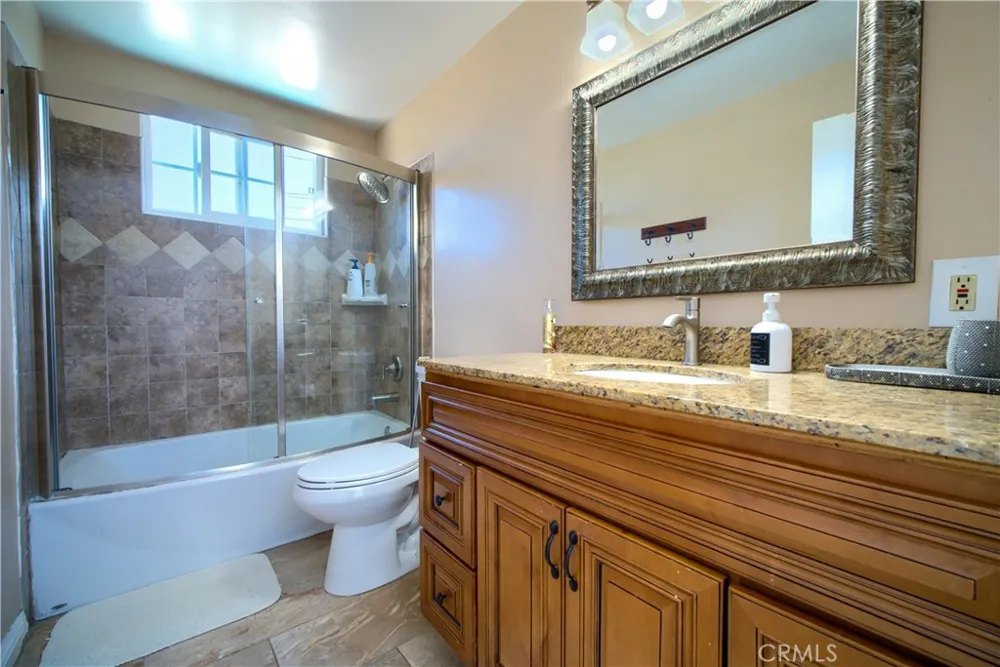 21509 Ronan Carson, CA 90745