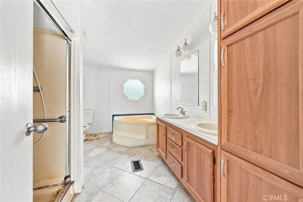 31130 S General Kearny #190 Temecula, CA 92591