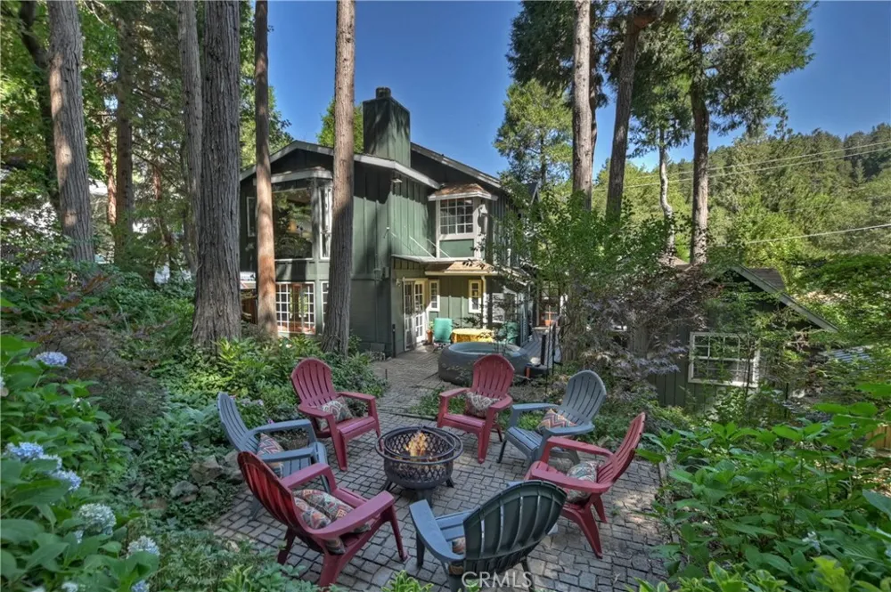 23280 Brookside Road Crestline, CA 92325