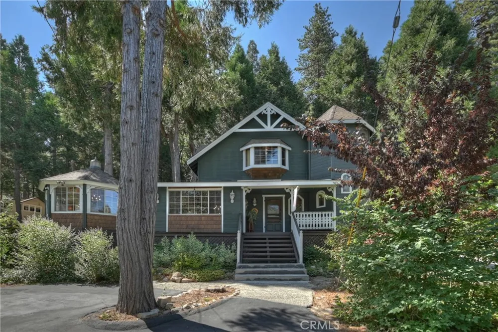 23280 Brookside Road Crestline, CA 92325
