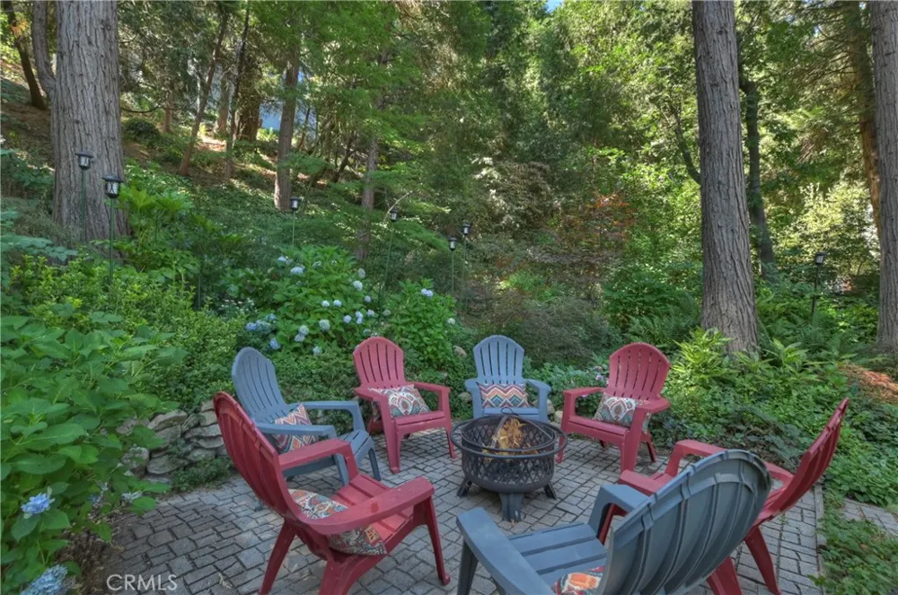 23280 Brookside Road Crestline, CA 92325