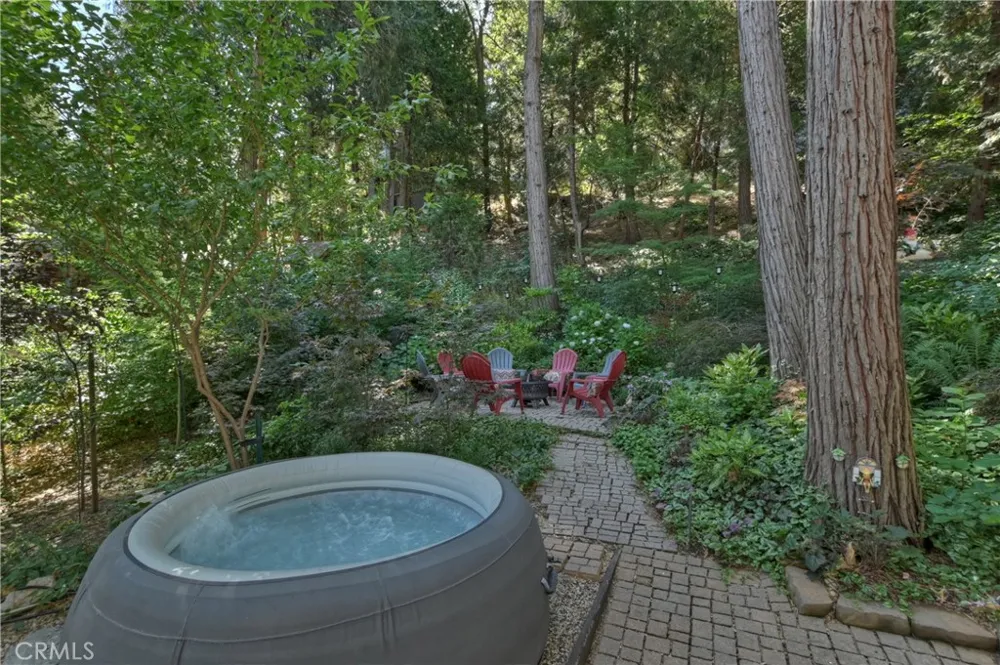 23280 Brookside Road Crestline, CA 92325