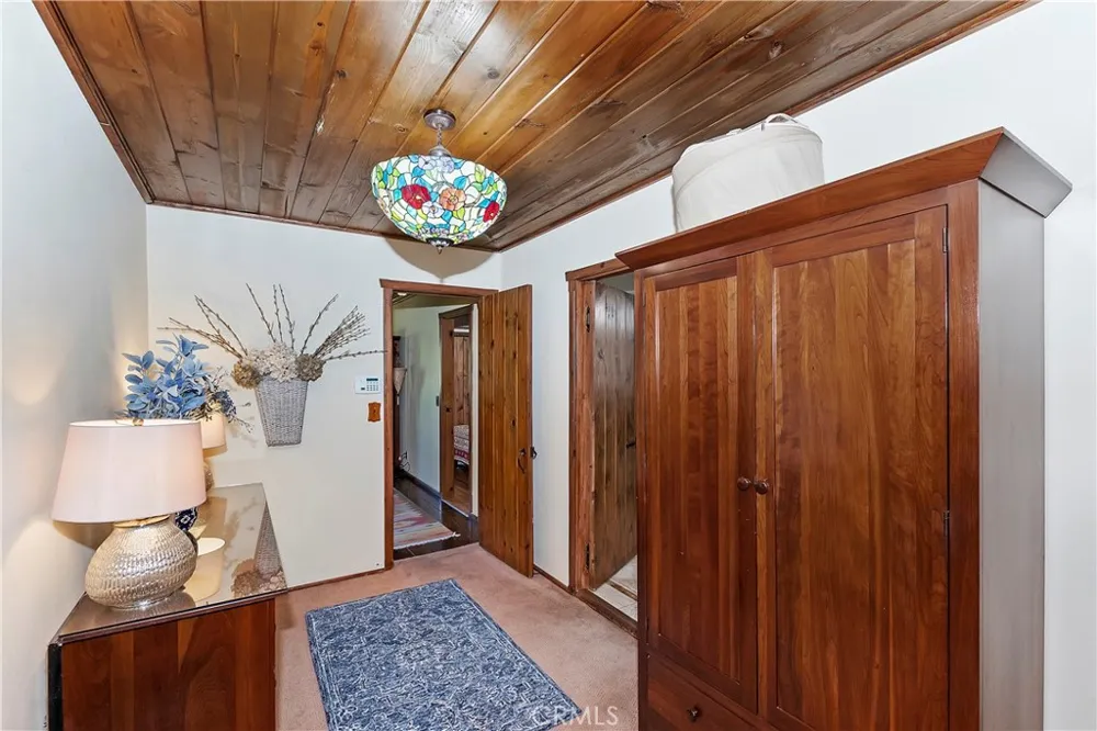 23280 Brookside Road Crestline, CA 92325
