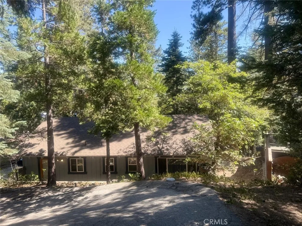 26578 Lake Forest Drive Twin Peaks, CA 92391