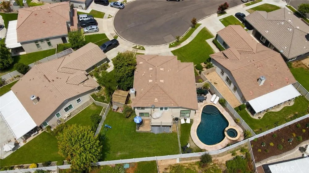 34293 Oakwood Yucaipa, CA 92399