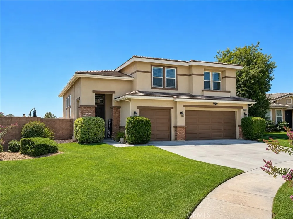 34293 Oakwood Yucaipa, CA 92399