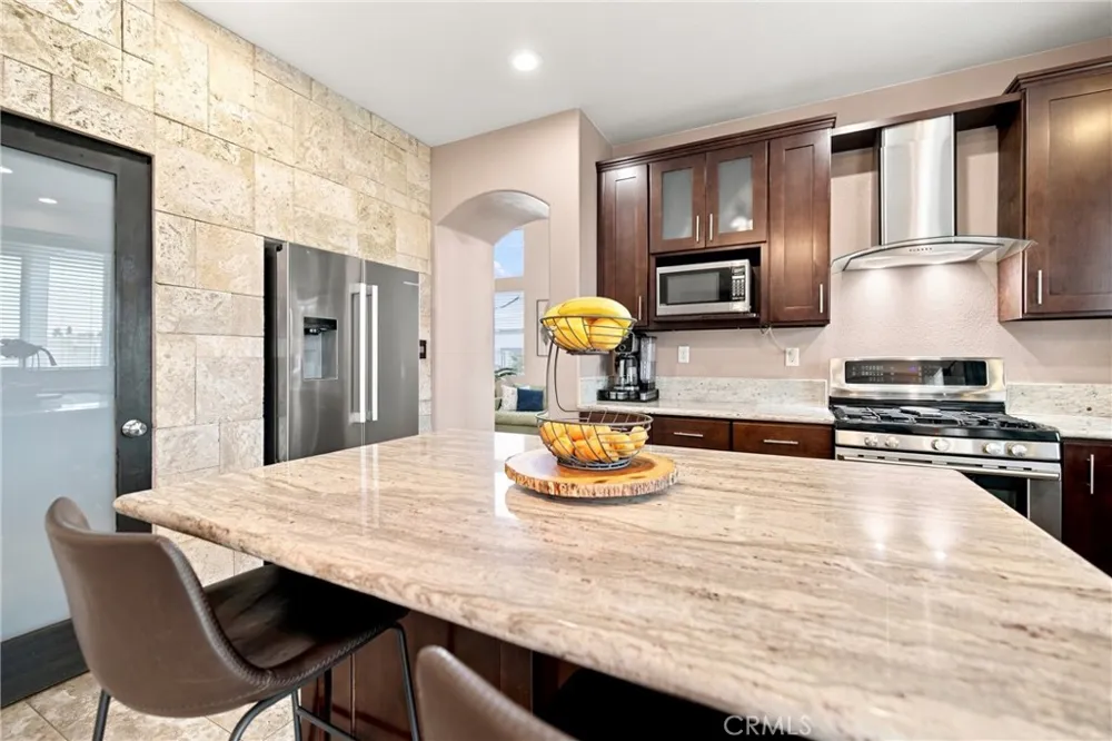 34293 Oakwood Yucaipa, CA 92399
