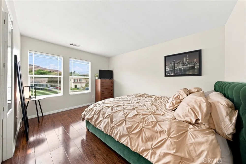 34293 Oakwood Yucaipa, CA 92399