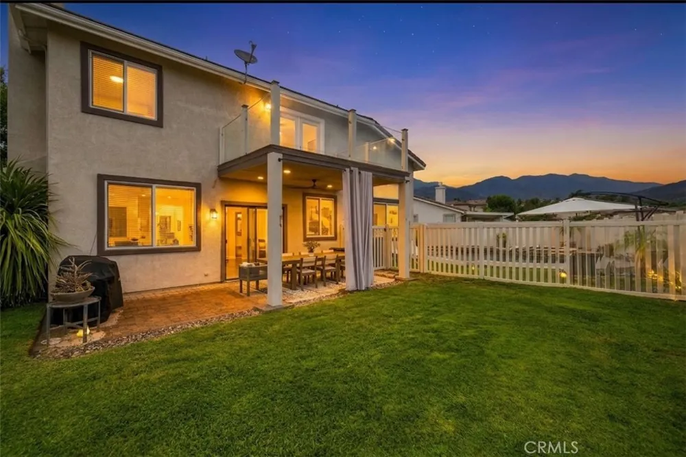 34293 Oakwood Yucaipa, CA 92399