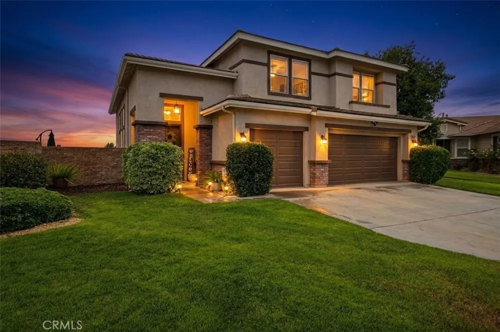 34293 Oakwood Yucaipa, CA 92399