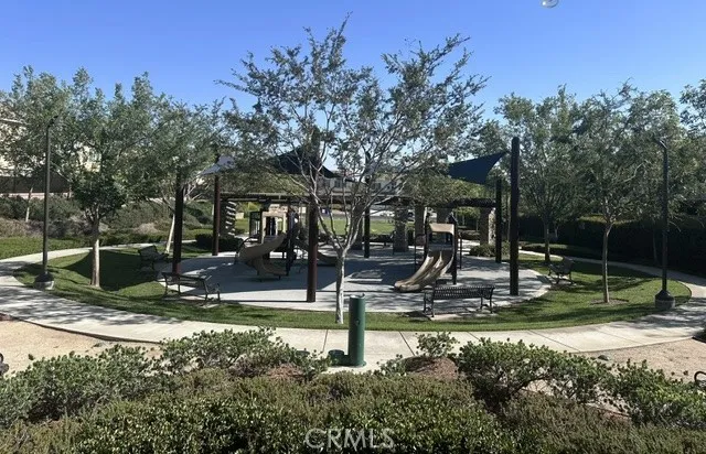 6389 Bluestone Fontana, CA 92336