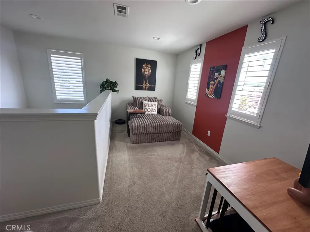 6389 Bluestone Fontana, CA 92336