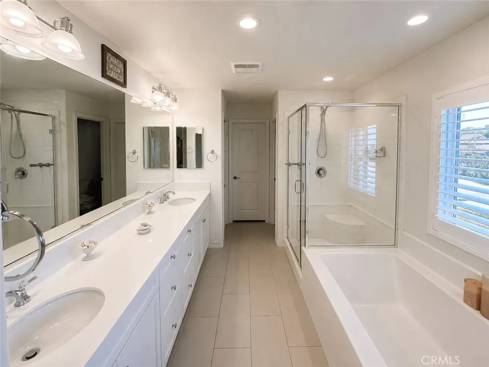 6389 Bluestone Fontana, CA 92336