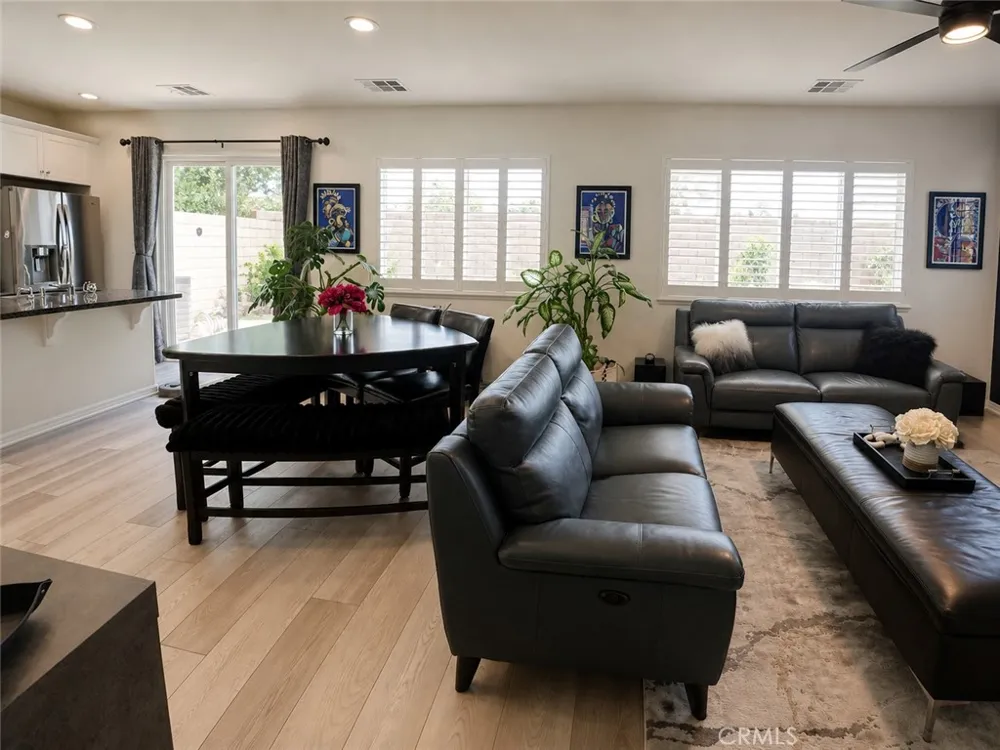 6389 Bluestone Fontana, CA 92336