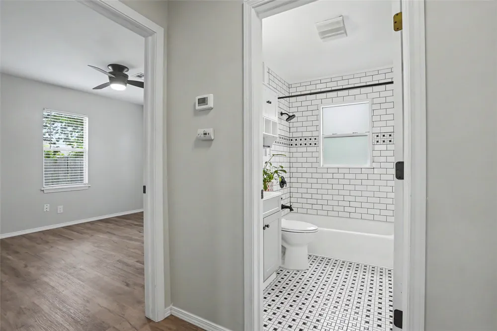 1231 S Florence Avenue Tulsa, OK 74104