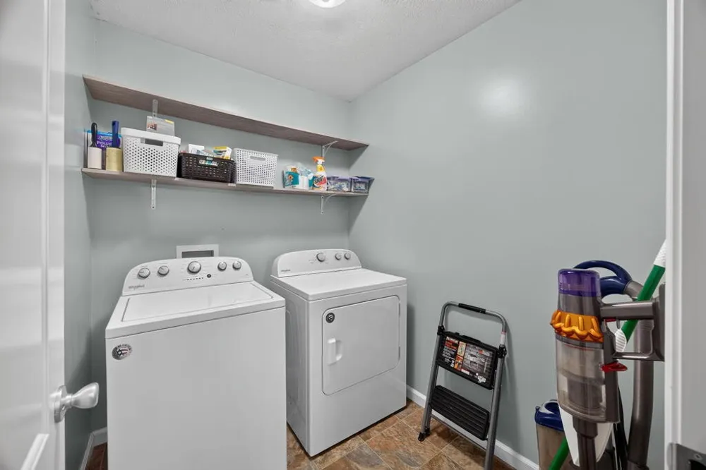1521 Bay View Dr Cookeville, TN 38506