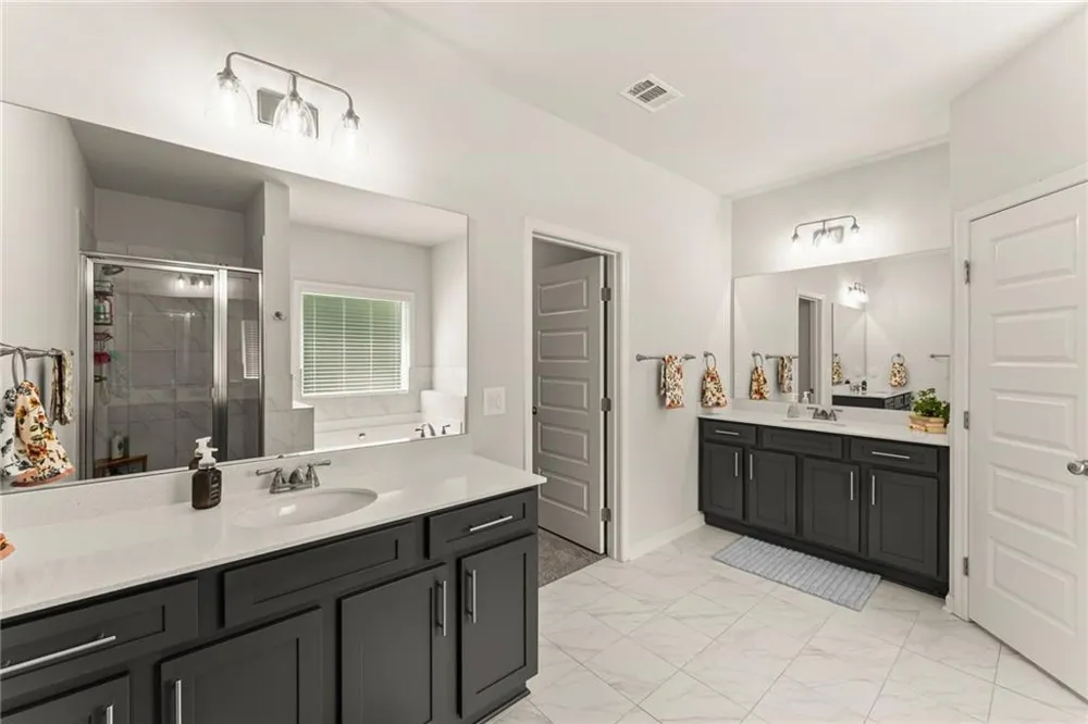 202 Old Lake Lane Dawsonville, GA 30534