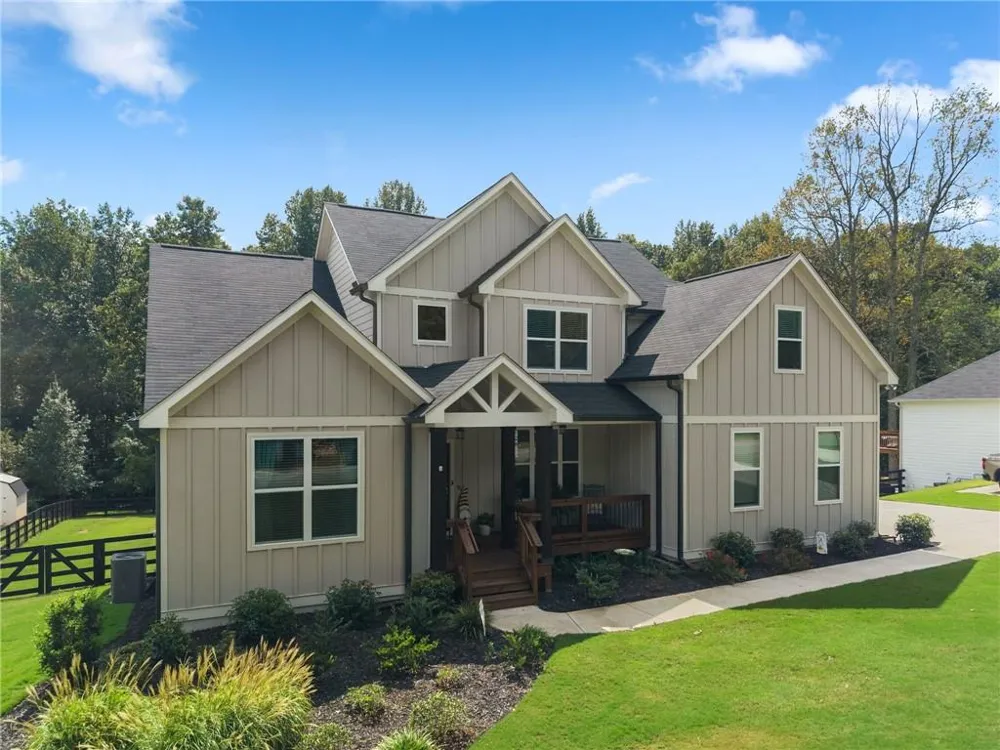 202 Old Lake Lane Dawsonville, GA 30534