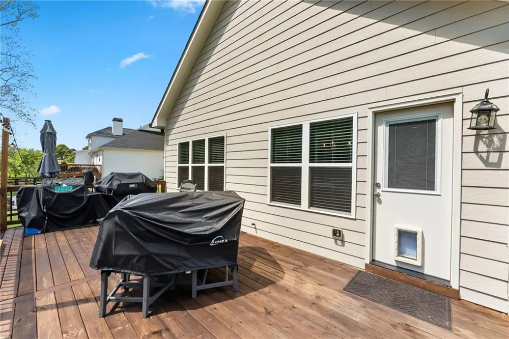 202 Old Lake Lane Dawsonville, GA 30534