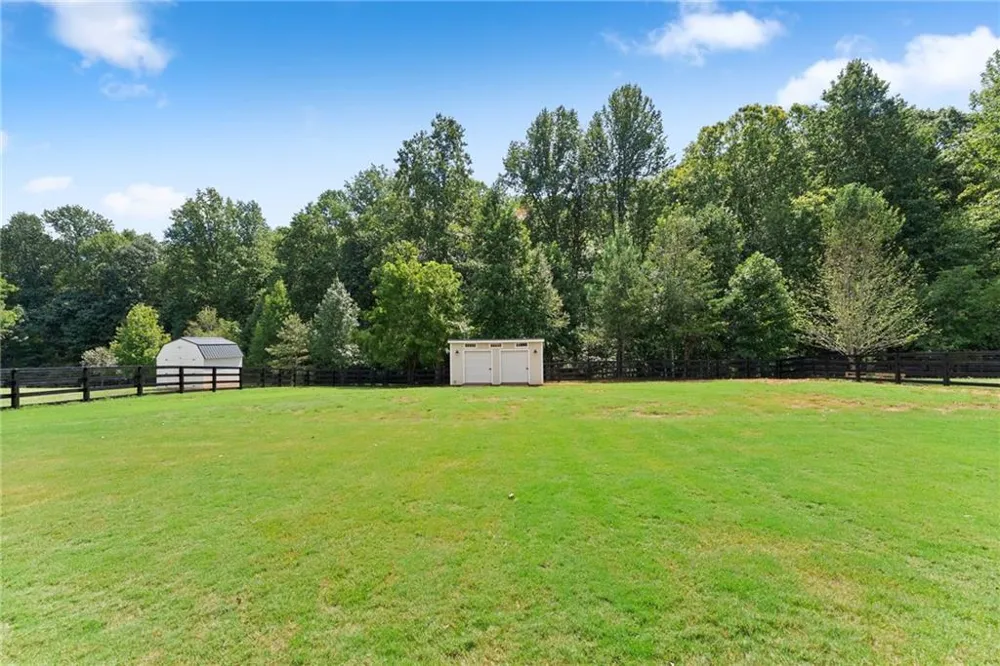 202 Old Lake Lane Dawsonville, GA 30534
