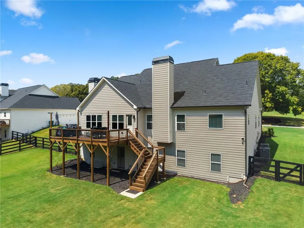 202 Old Lake Lane Dawsonville, GA 30534