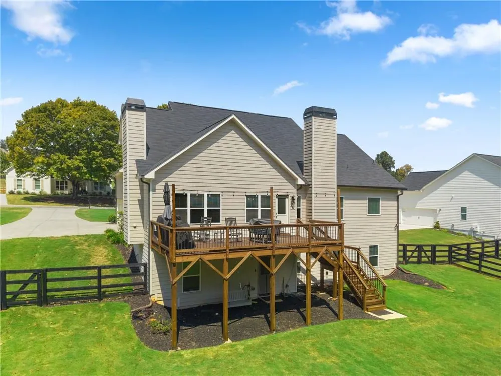 202 Old Lake Lane Dawsonville, GA 30534