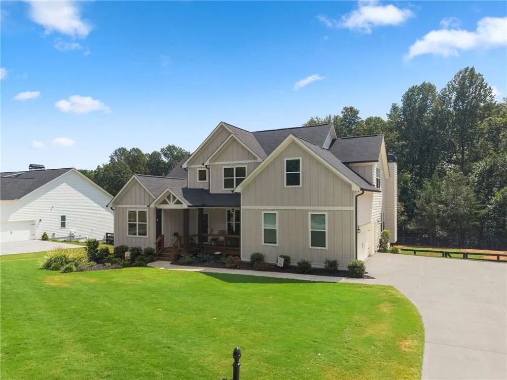 202 Old Lake Lane Dawsonville, GA 30534