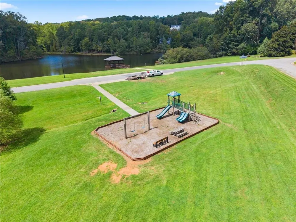 202 Old Lake Lane Dawsonville, GA 30534