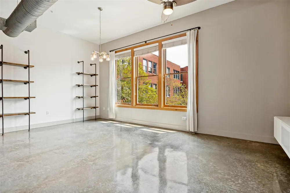 2502 Live Oak Street #208 Dallas, TX 75204