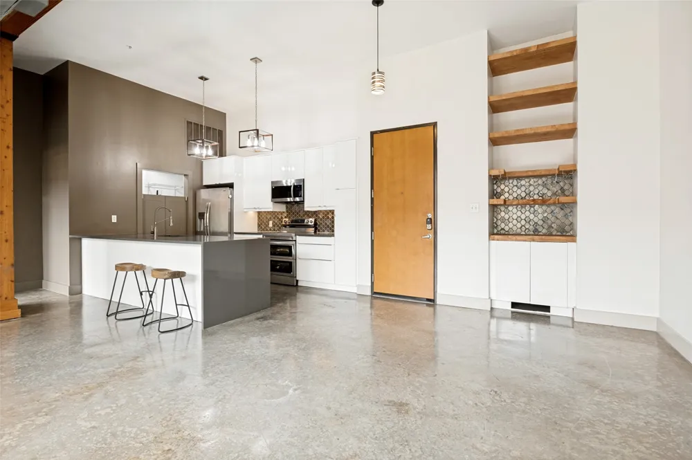 2502 Live Oak Street #208 Dallas, TX 75204