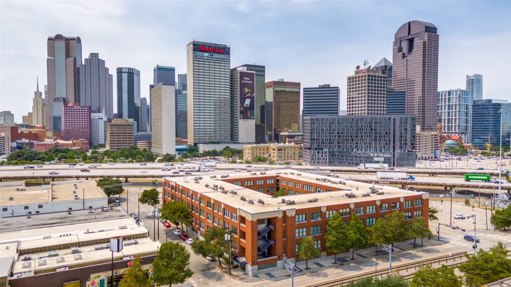 2502 Live Oak Street #208 Dallas, TX 75204