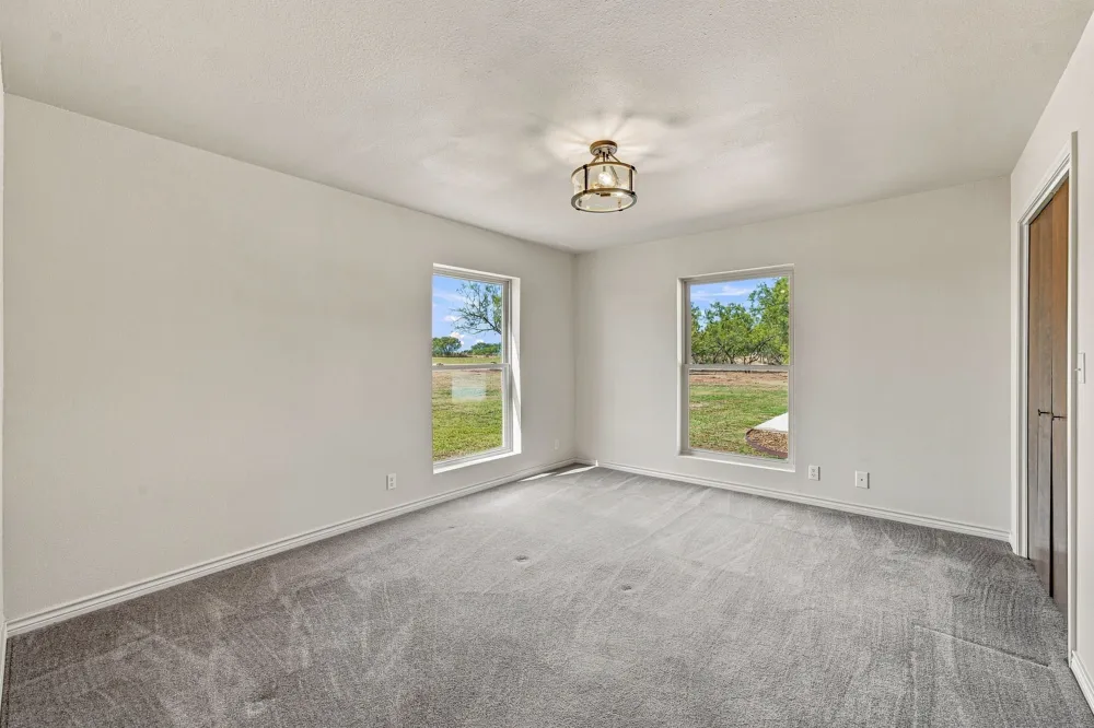 1070 FM 3329 Olney, TX 76374
