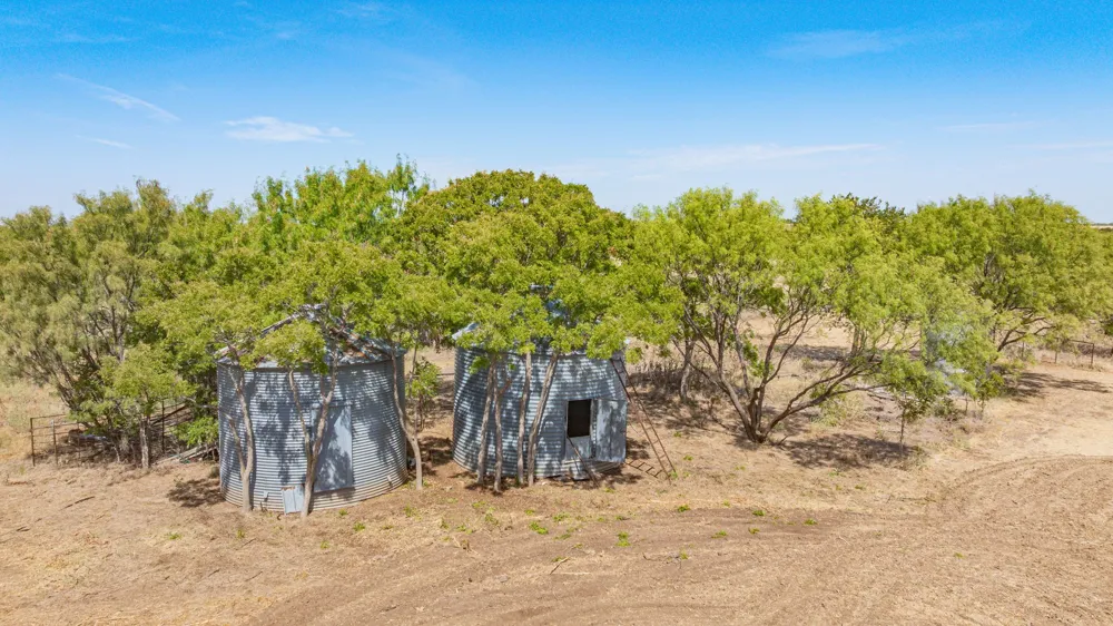 1070 FM 3329 Olney, TX 76374