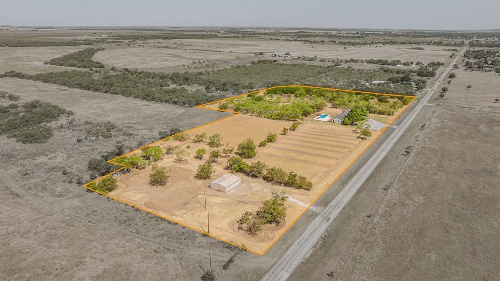 1070 FM 3329 Olney, TX 76374