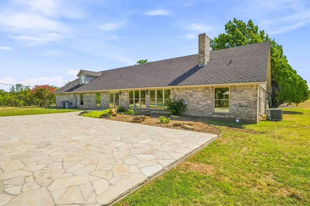 1070 FM 3329 Olney, TX 76374