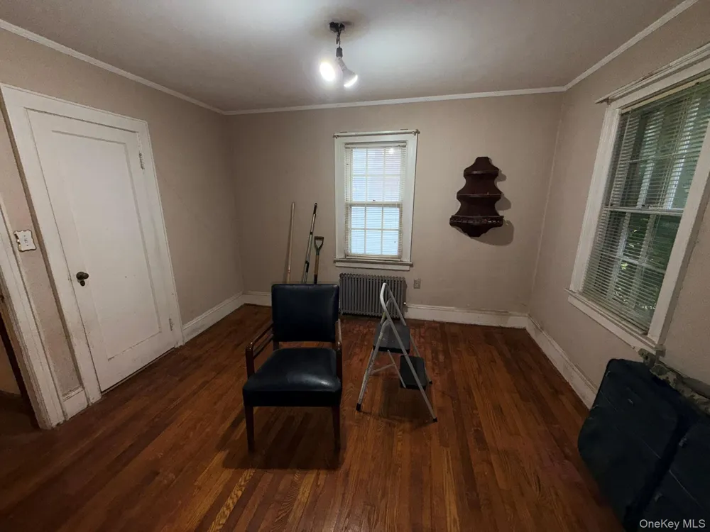 2284 Wynsum Avenue Merrick, NY 11566