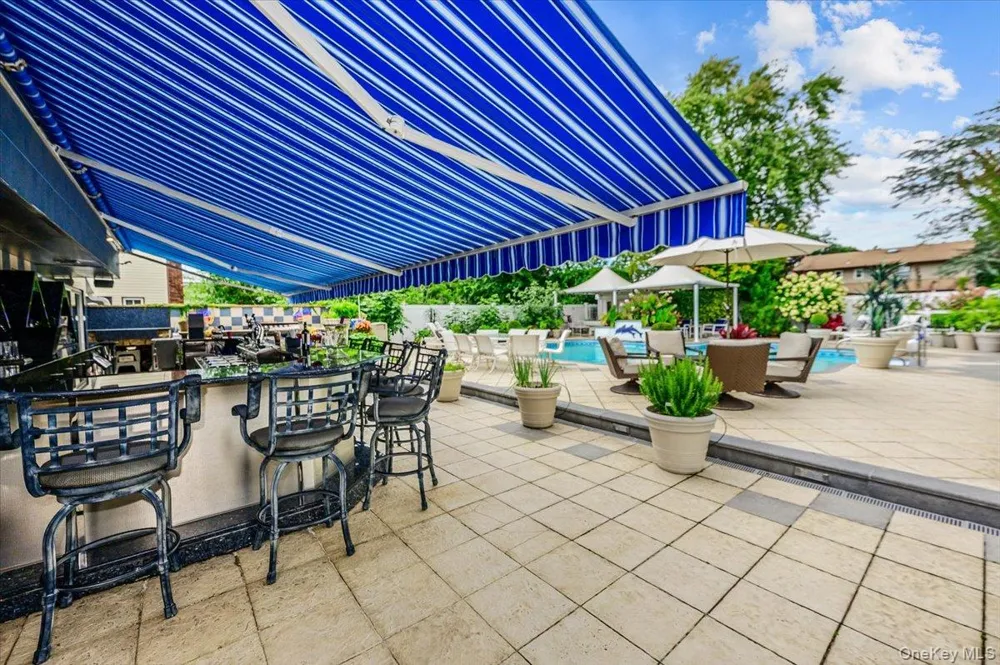 176 Main Street East Rockaway, NY 11518