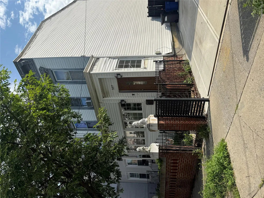 537 Jerome Street Brooklyn, NY 11207