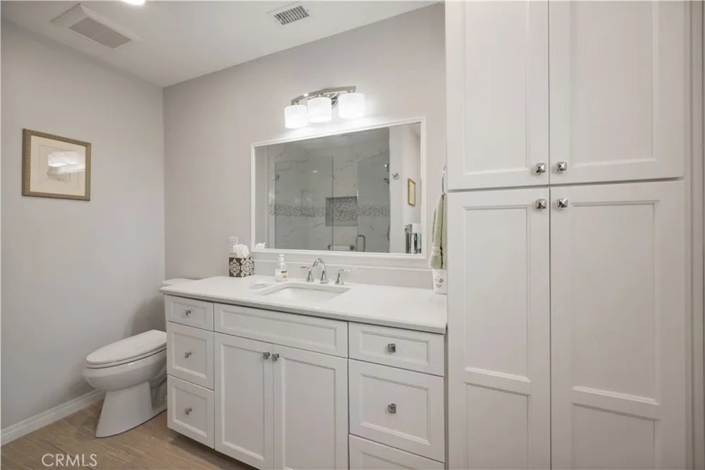2049 Monrovia Costa Mesa, CA 92627