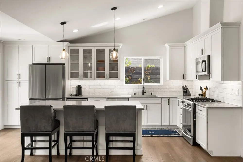 2049 Monrovia Costa Mesa, CA 92627